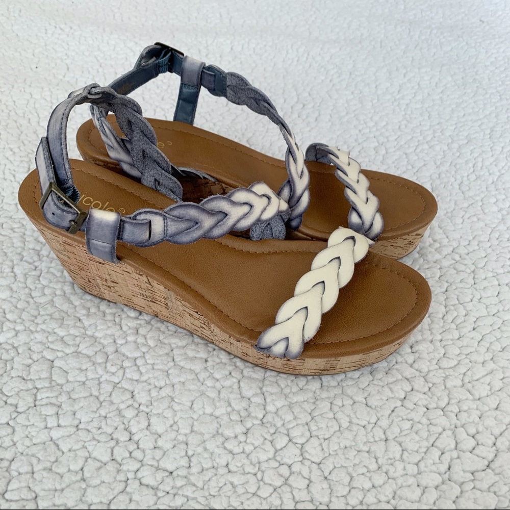 Women’s Nicole Dryden Gray Wedge Sandals 9